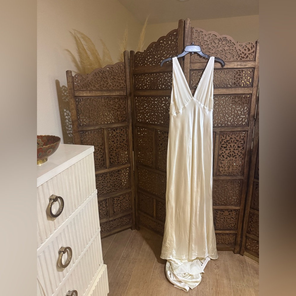 NEW NWT Reformation Margot Silk Dress - Picture 6 of 7